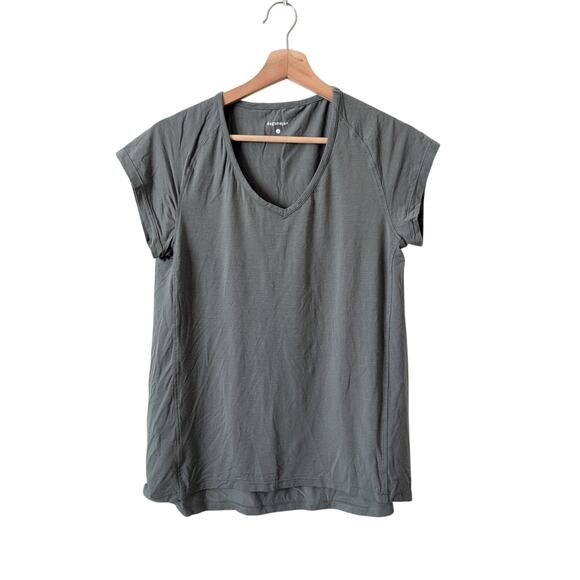 Dagsmejan Nattcool V-Neck Top Size Small Swedish Sleep Tee Soft Cooling Green - Picture 4 of 10